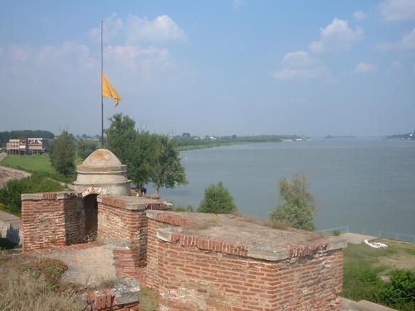 File:Vidin-danube-photo.jpg