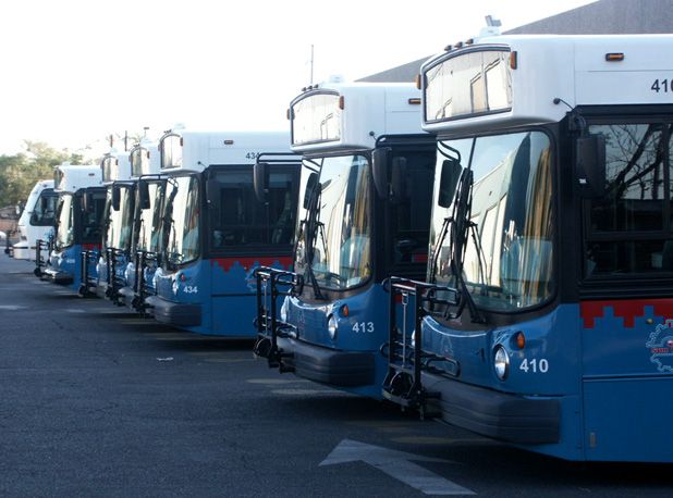 File:ABQ RIDE Fleet 400 Series Albuquerque.jpg