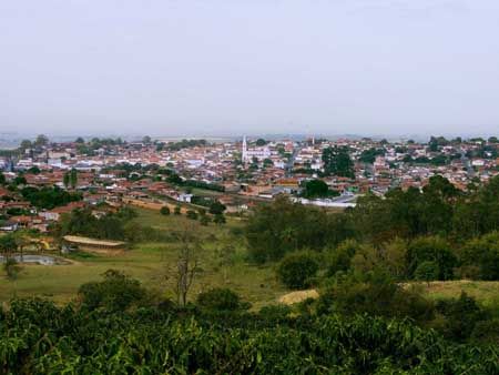 File:Monte Santo de Minas.jpg