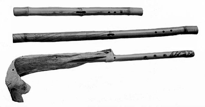 File:Flutes of the Akimel O'odham culture.jpg