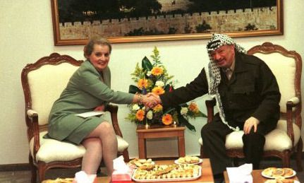 File:Madeleine Albright and Yasser Arafat.jpg