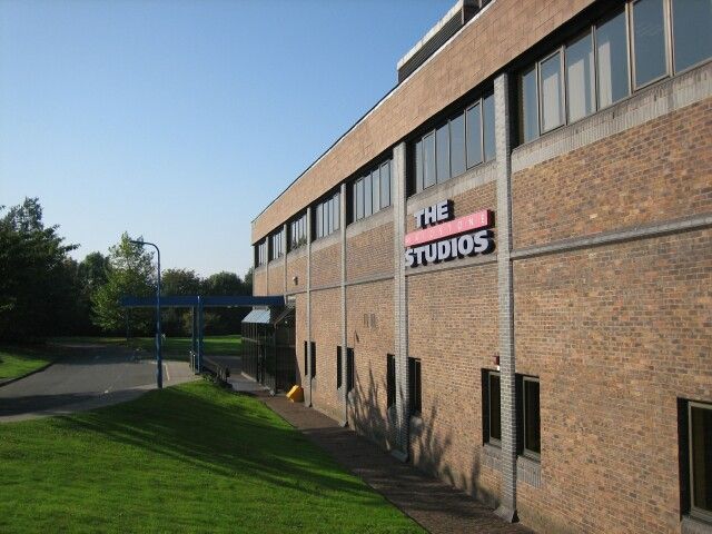 File:Maidstone Studios - geograph.org.uk - 66517.jpg