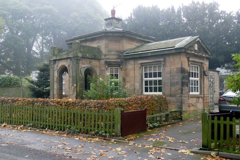 File:The Lodge, Aston Hall.jpg