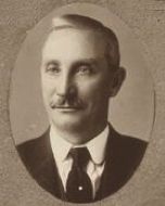 File:W H Roberts 1916.jpg