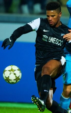 File:Zenit-Malaga 2012 (5).jpg