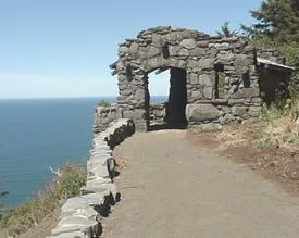 File:Cape Perpetua West Shelter - Oregon.jpg