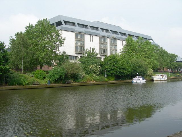 File:Maidstone Combined Court Centre.jpg