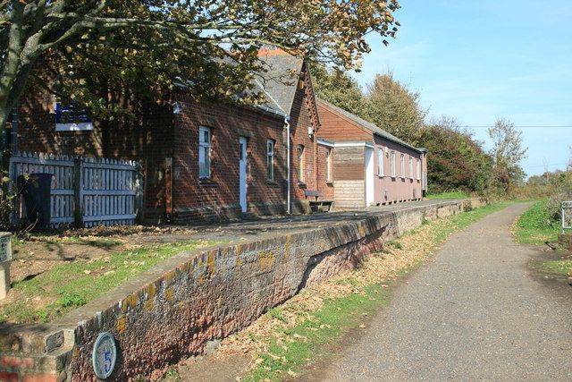 File:Yarmouth (IOW) Railway Station.jpg