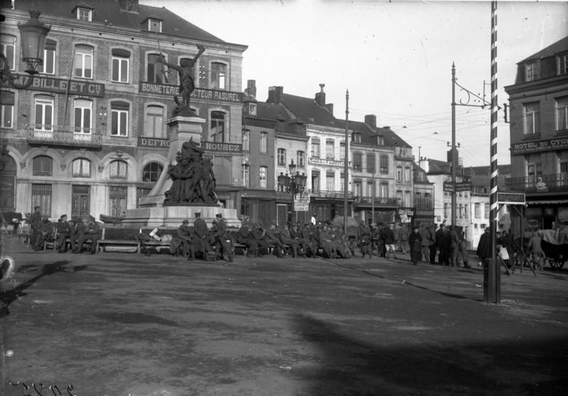 File:Bundesarchiv Bild 115-2085, Frankreich, Hautmont, deutsche Besatzung.jpg