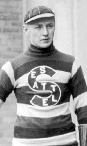 File:Cully Wilson, Seattle Metropolitans.jpg