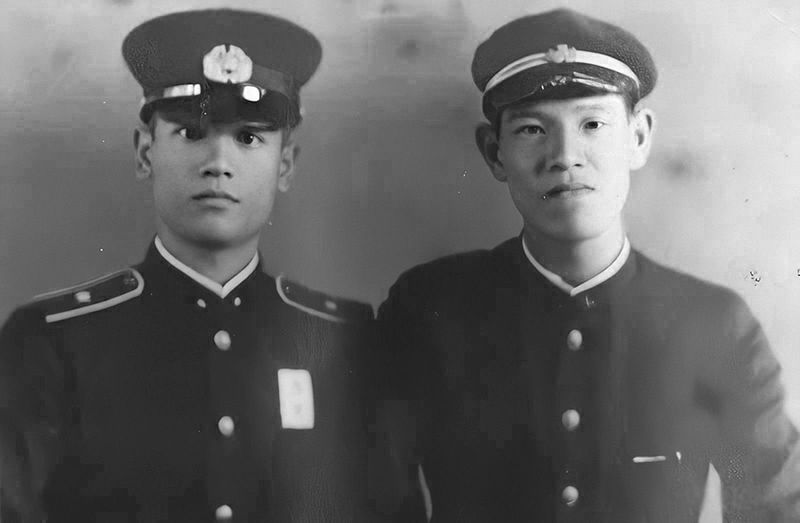 File:Lee Teng-hui with brother.jpg