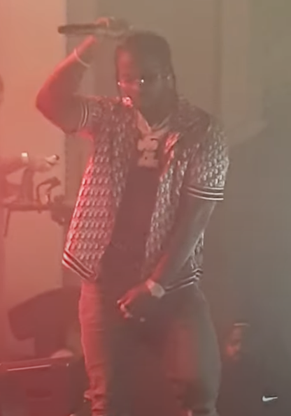 File:Pop Smoke performing 2019.png