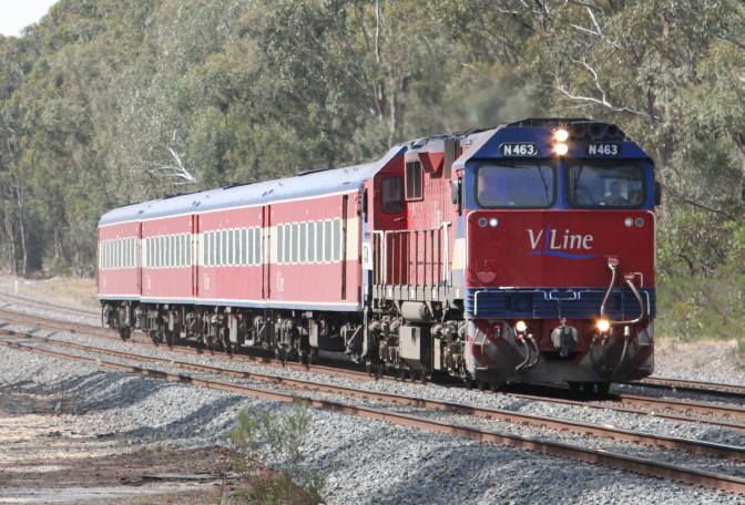 File:VLine-north-east-line (cropped).jpg