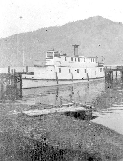 File:York (steamboat) at Okanagan Landing.jpg