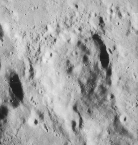 File:Zöllner crater 4089 h3.jpg