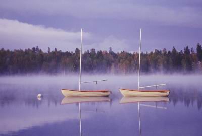 File:Boats Lake Viared.jpg