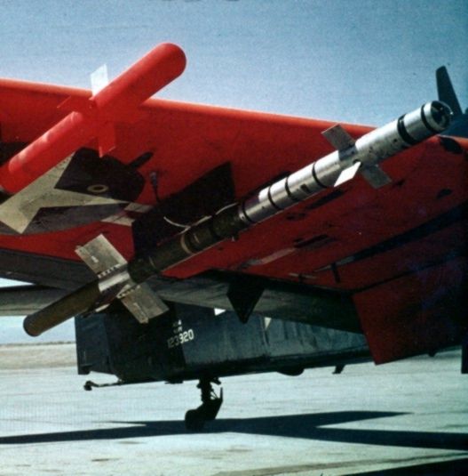 File:Heat-Homing Rocket on AD Skyraider c1952.JPG