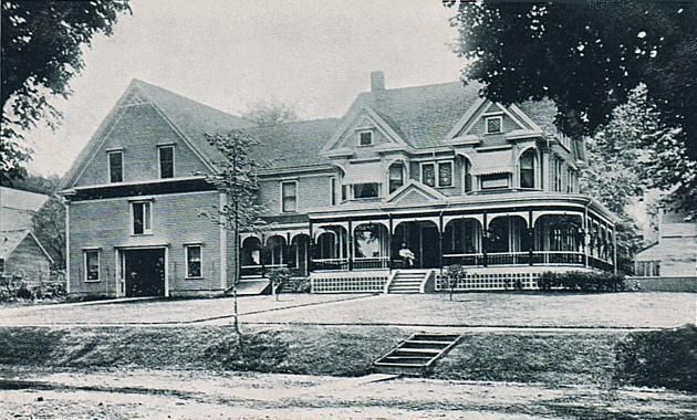 File:Maxwell Residence, Richmond, ME.jpg