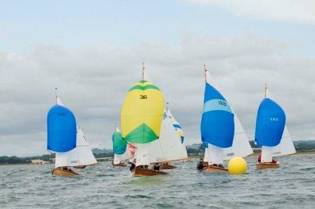 File:Mermaids with Spinnakers.jpg