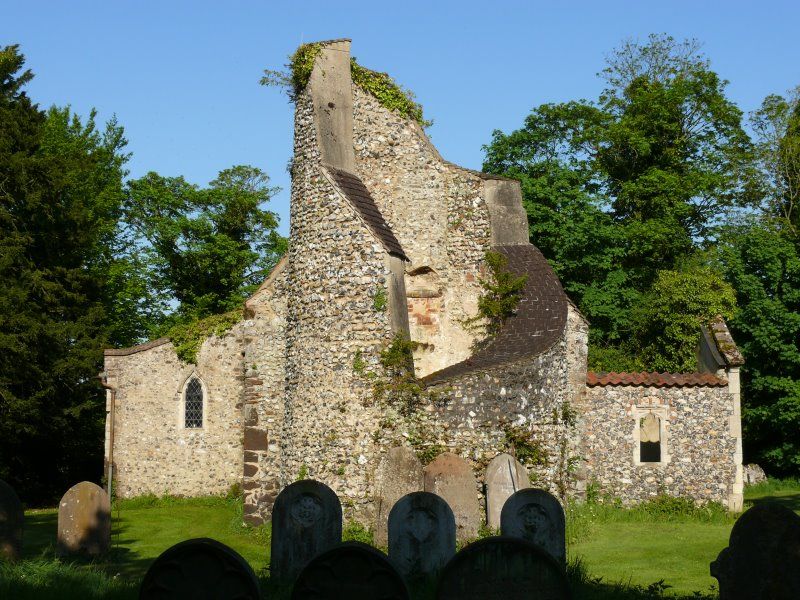 File:Morton on the Hill St Margaret.jpg