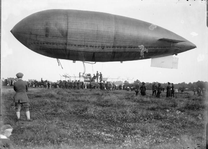 File:Army airship Beta RAE-O416.jpg