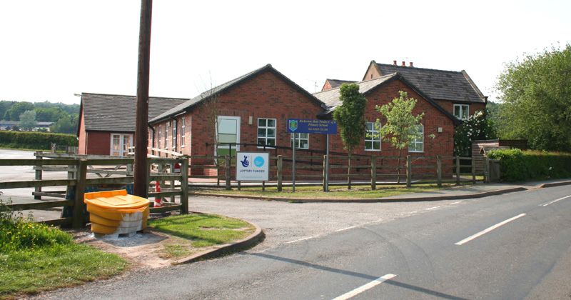 File:Bickerton School, Cheshire.jpg