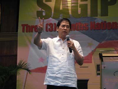 File:Bro Eddie Villanueva.jpg