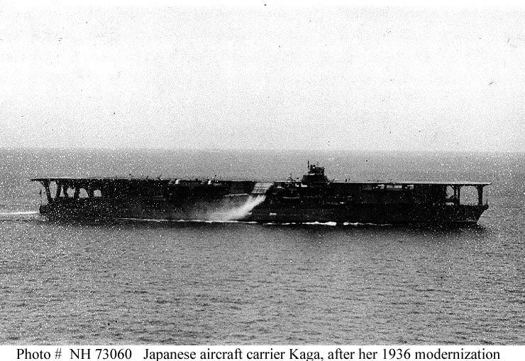 File:Japanese.aircraft.carrier.kaga.jpg