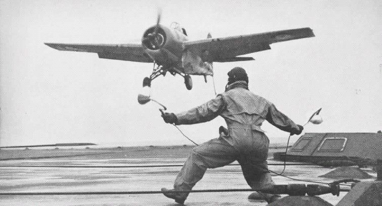 File:Martlet landing on HMS Indomitable (92).jpg