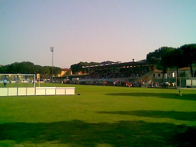 File:Stadio Del Buffa.jpg