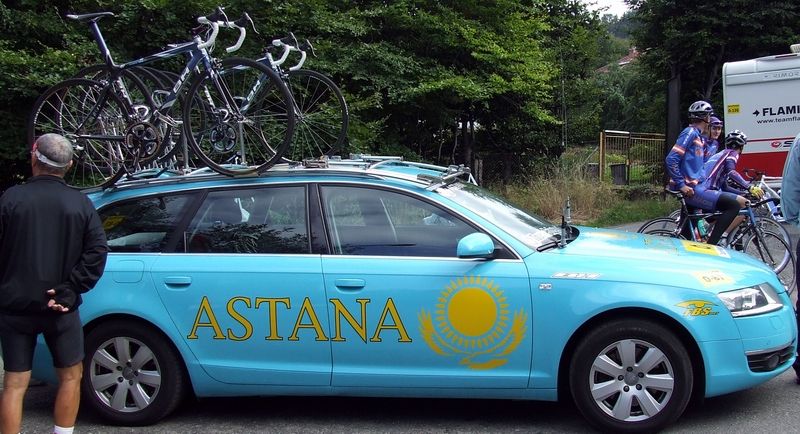 File:Team Astana Auto.jpg