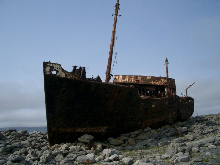 File:Thap aranisland wreck.jpg