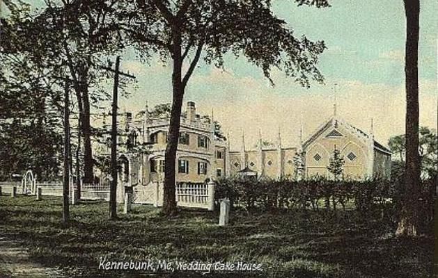 File:Wedding Cake House, Kennebunk Landing, ME.jpg