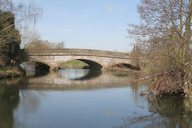 File:Aston Bridge - geograph.org.uk - 396412.jpg