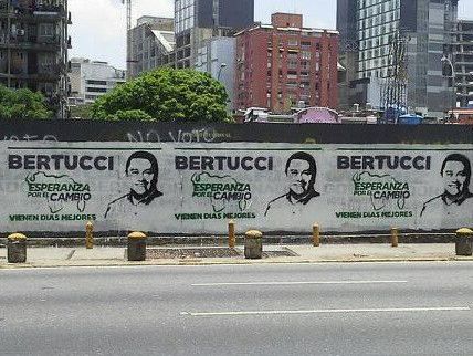 File:Campaña Bertucci 2.jpg