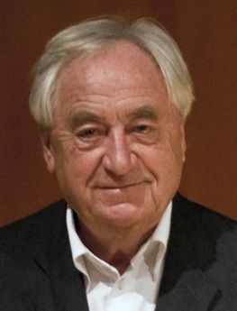 File:Cees Nooteboom (cropped).jpg