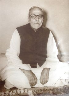 File:DrChaturbhujSahay.jpg