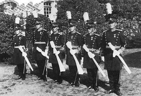 File:Imperial Japanese Army War College students.jpg