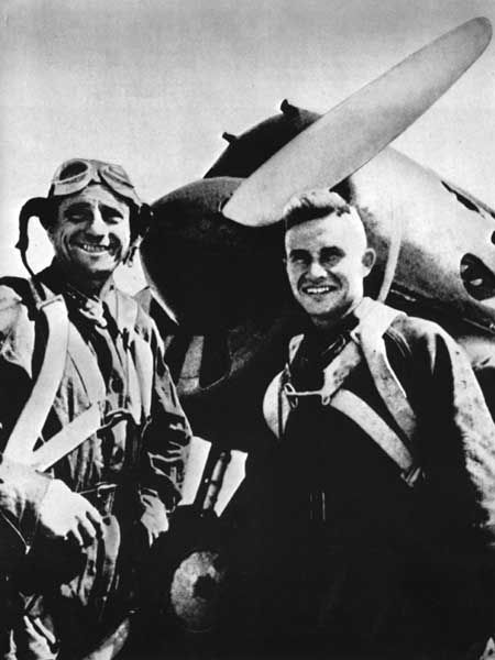 File:Khalkhin Gol Soviet pilots august 1939.jpg