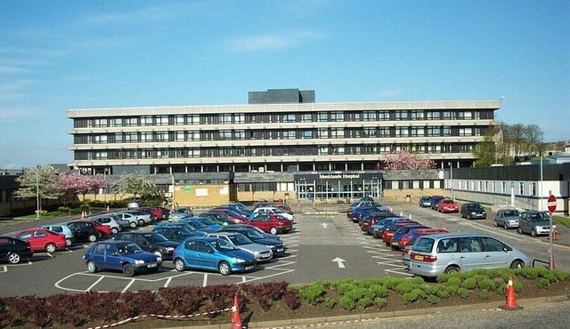 File:Monklands Hospital - geograph.org.uk - 370538.jpg