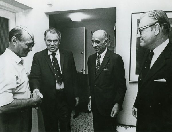 File:Moshe Dayan and Nelson Rockefeller in Israel.jpg