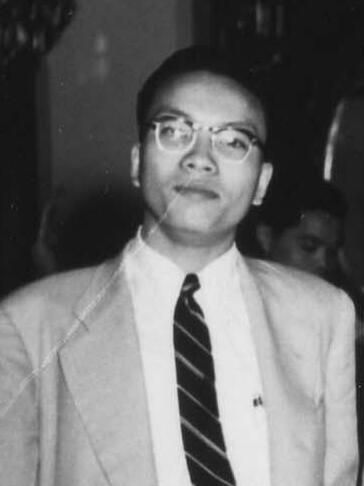 File:Nguyen Thai in Malacautang, 1954.jpg