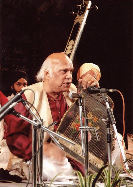 File:Pandit Mani Prasad of Kirana Gharana..jpg