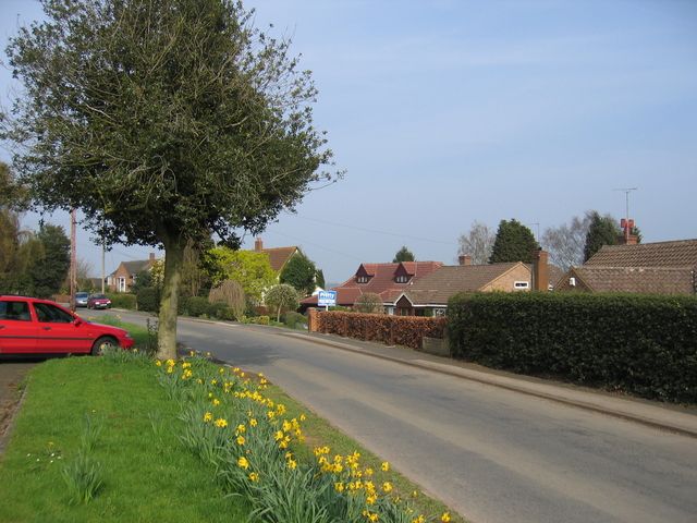 File:Rowney Green - geograph.org.uk - 156877.jpg