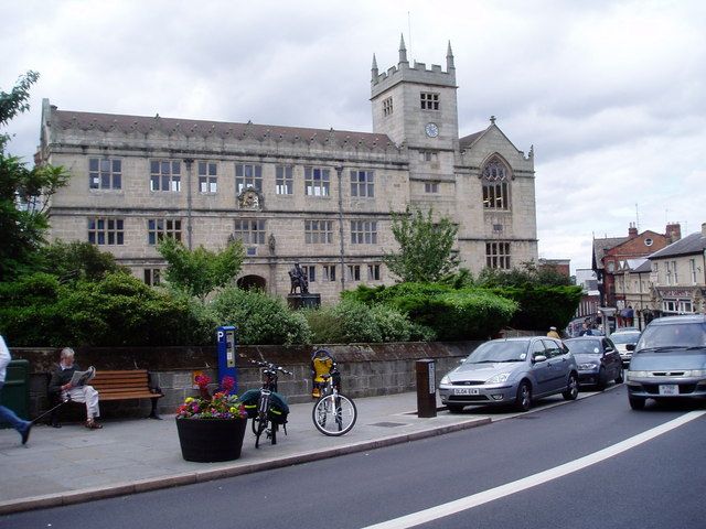 File:Shrewsbury Library - geograph.org.uk - 915622.jpg