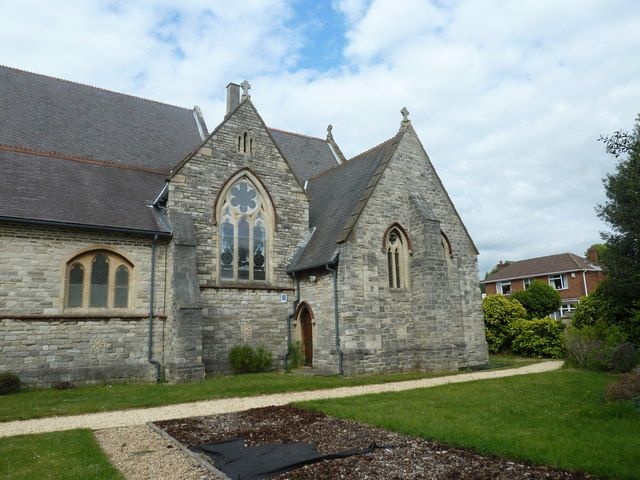 File:St Mark's, Woolston- southern aspect.jpg