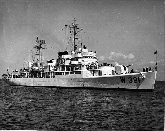 File:USCGC Barataria (WAVP-381).jpg