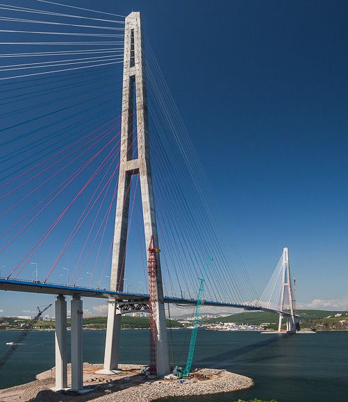 File:Русский мост - Russky Bridge (8503356392)2.jpg