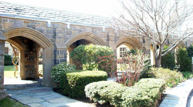 File:Bronxville NY church courtyard.jpg