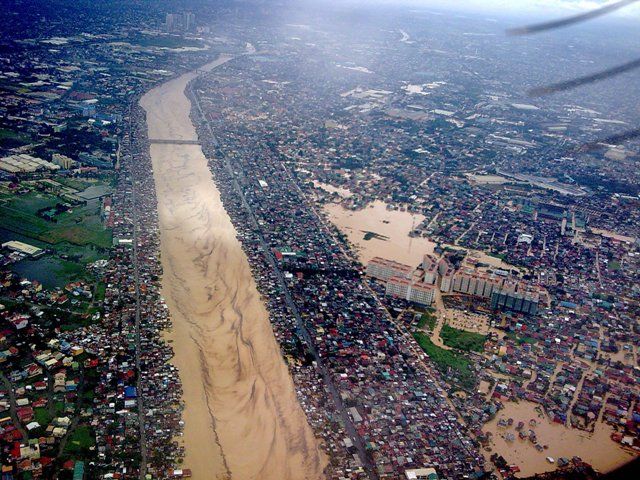 File:ManggahanFloodwayOndoy.jpg